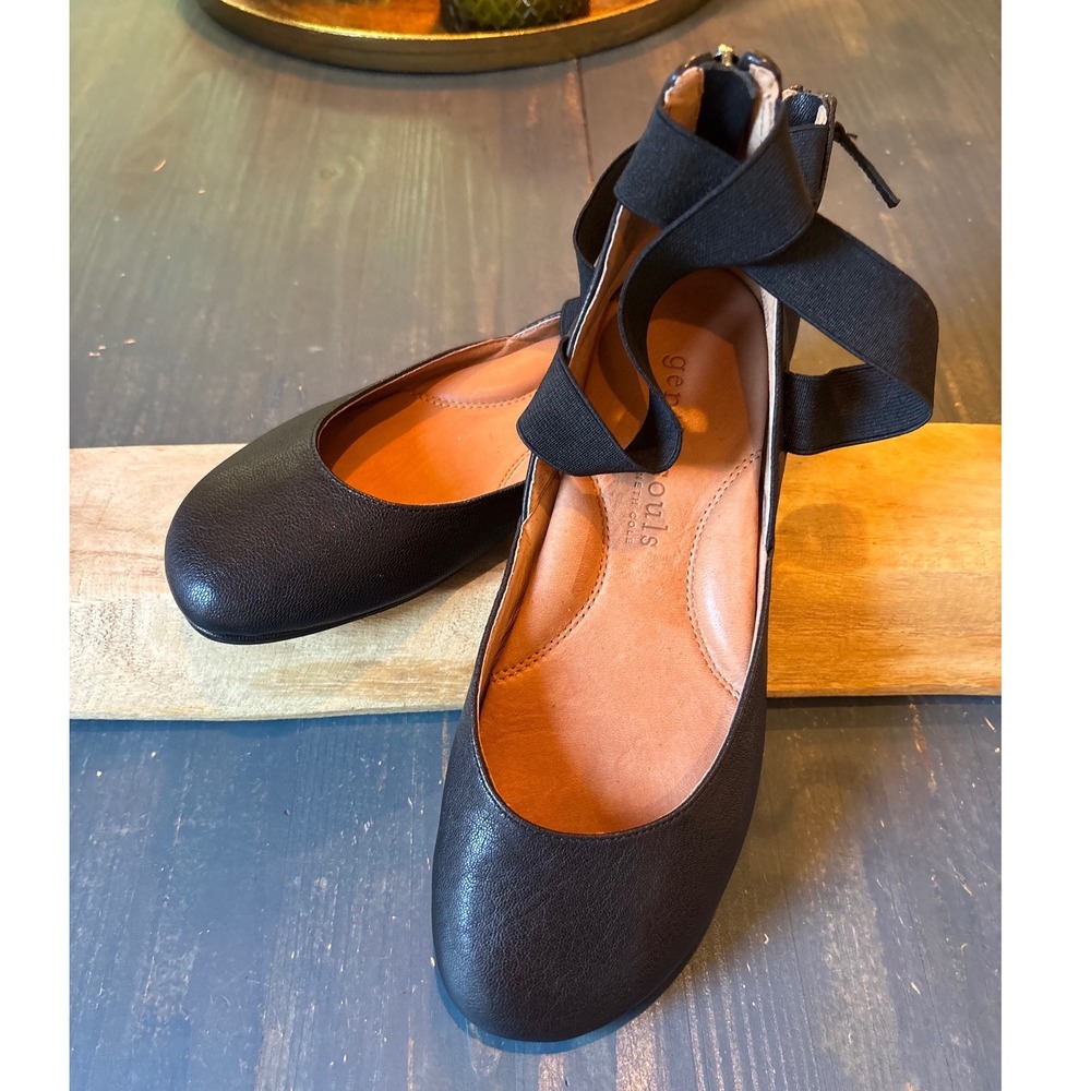 Gentle Souls Kenneth Cole Bay Unique Black Leather Ankle Strap Ballet Flats 7.5M
